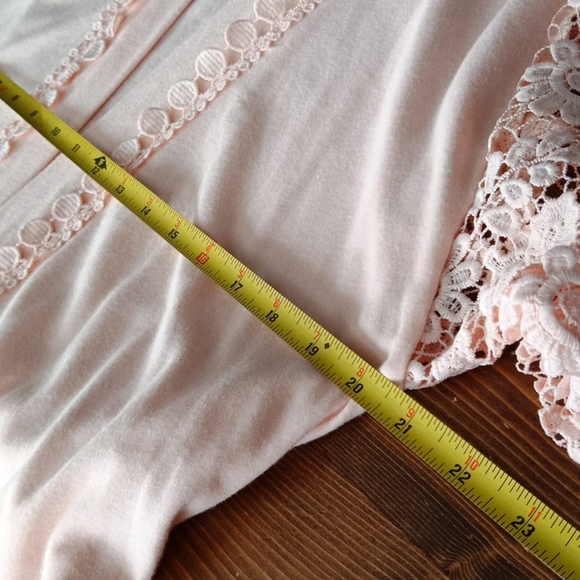 Flora Nikrooz robe - Picture 11 of 13